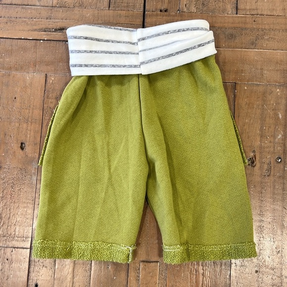 Lulu and Roo Striped White and Gray Tank Top and shorts set - Picture 9 of 9